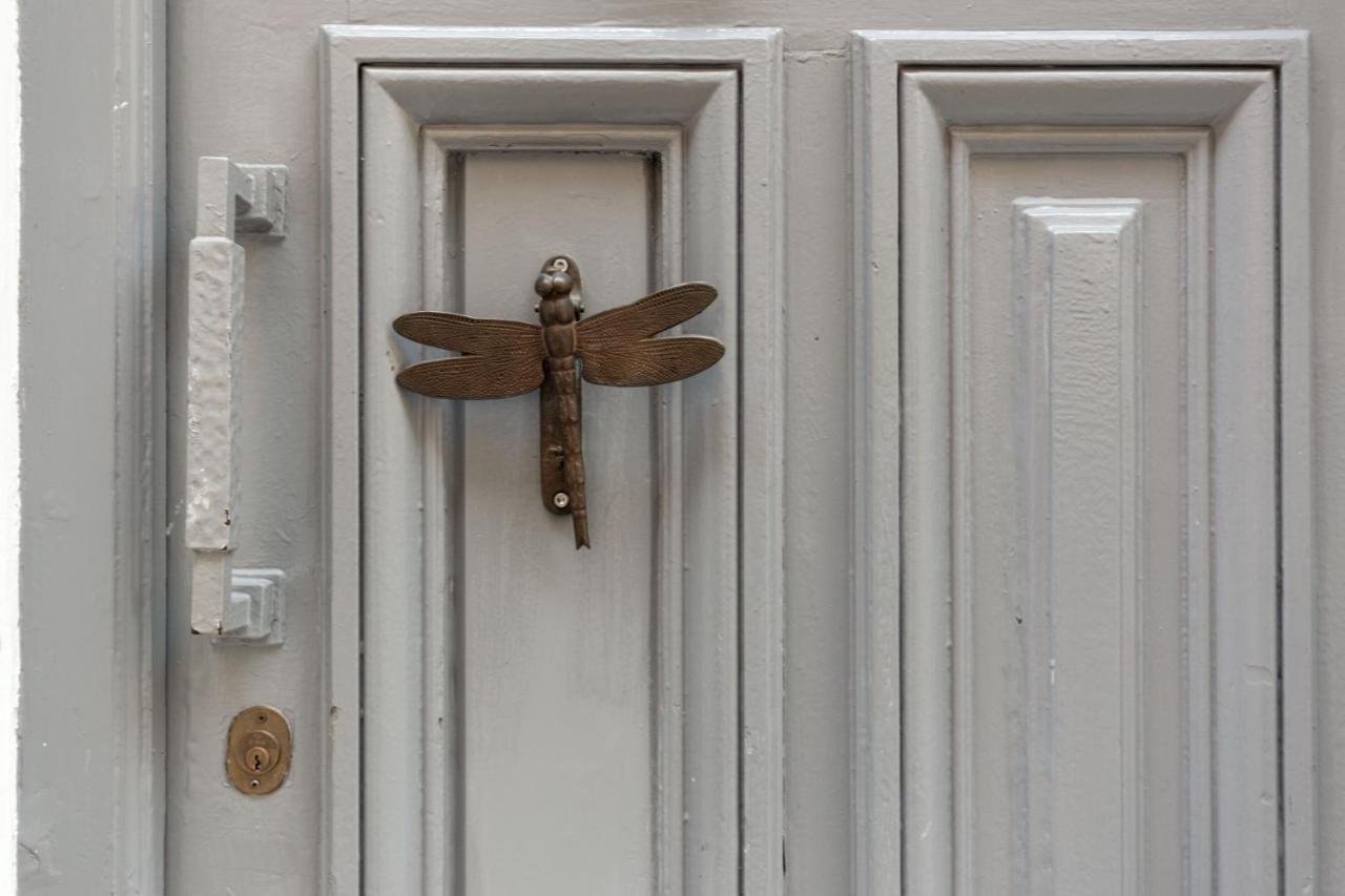 Central Apartment In The Heart Of Historic Center Atene Esterno foto